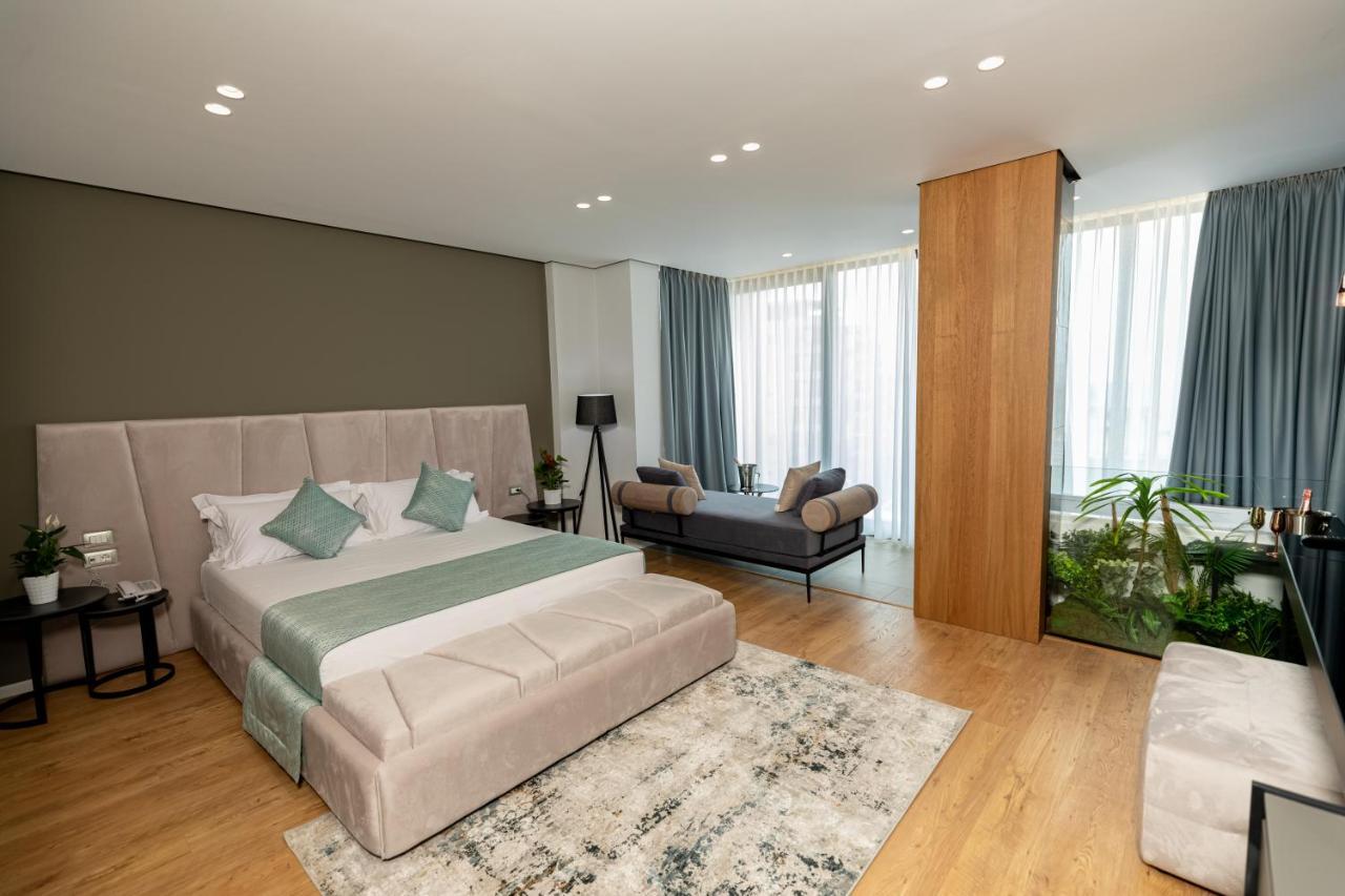 Ames Hotel & Spa Вльора Екстер'єр фото
